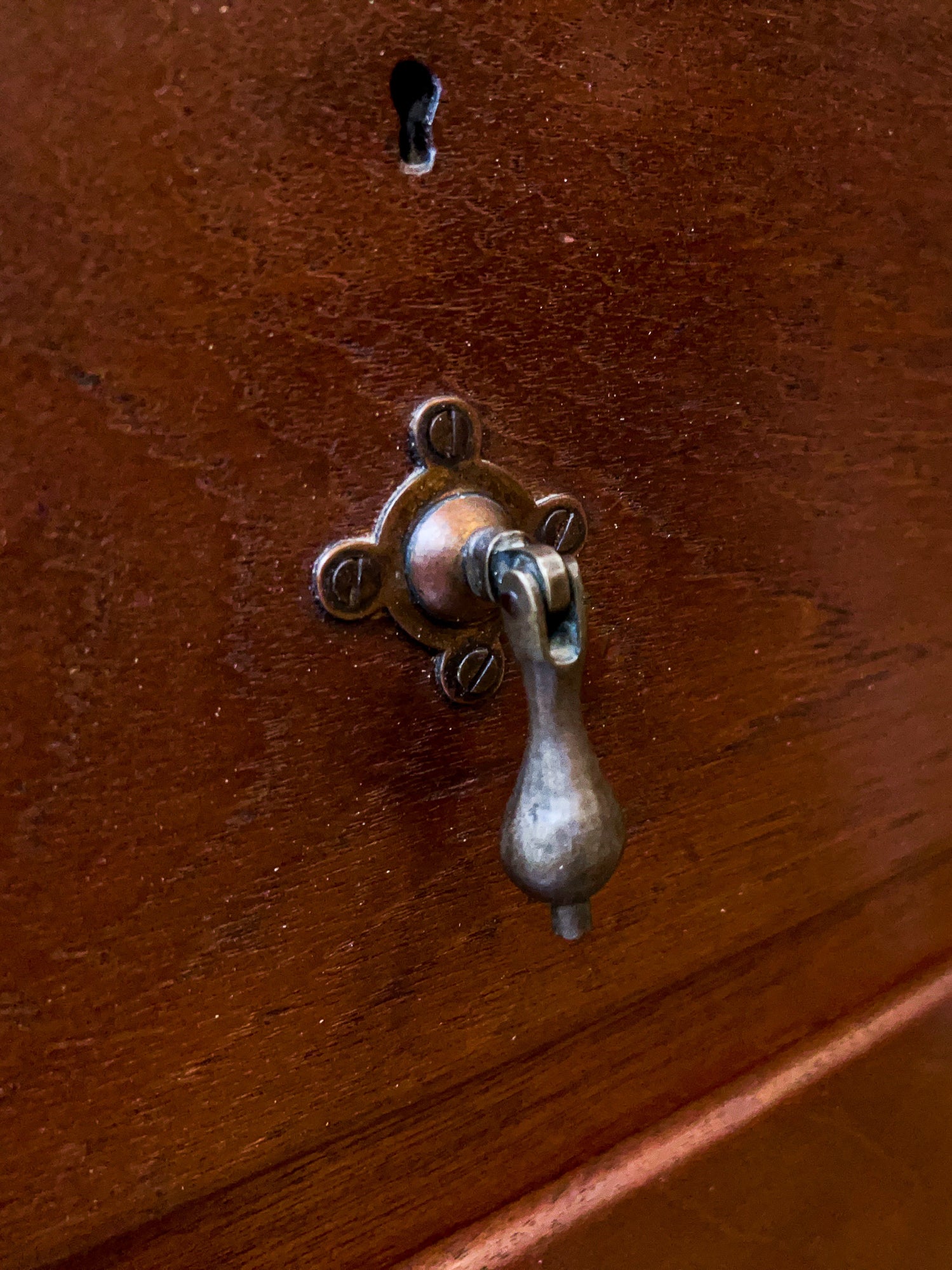 Early 20th Century Bow Front Dresser with Swivel Mirror
