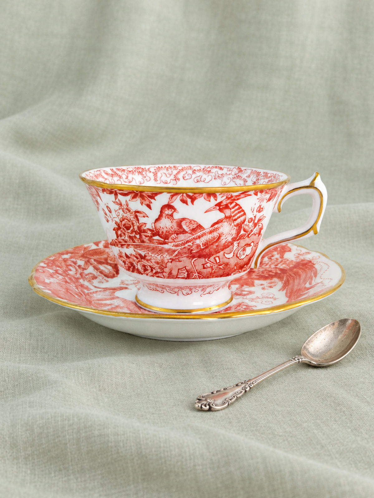 Vintage Royal Crown Derby Red Aves Bone China Tea Cup & Saucer – 1977–1978 – Pattern A.74