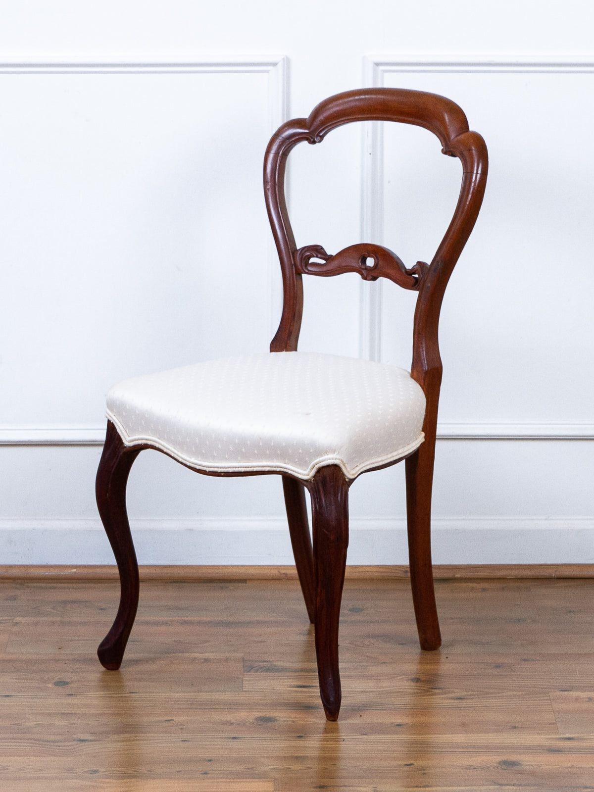 Late 19th Century Carved Mahogany Balloon Back Side Chair