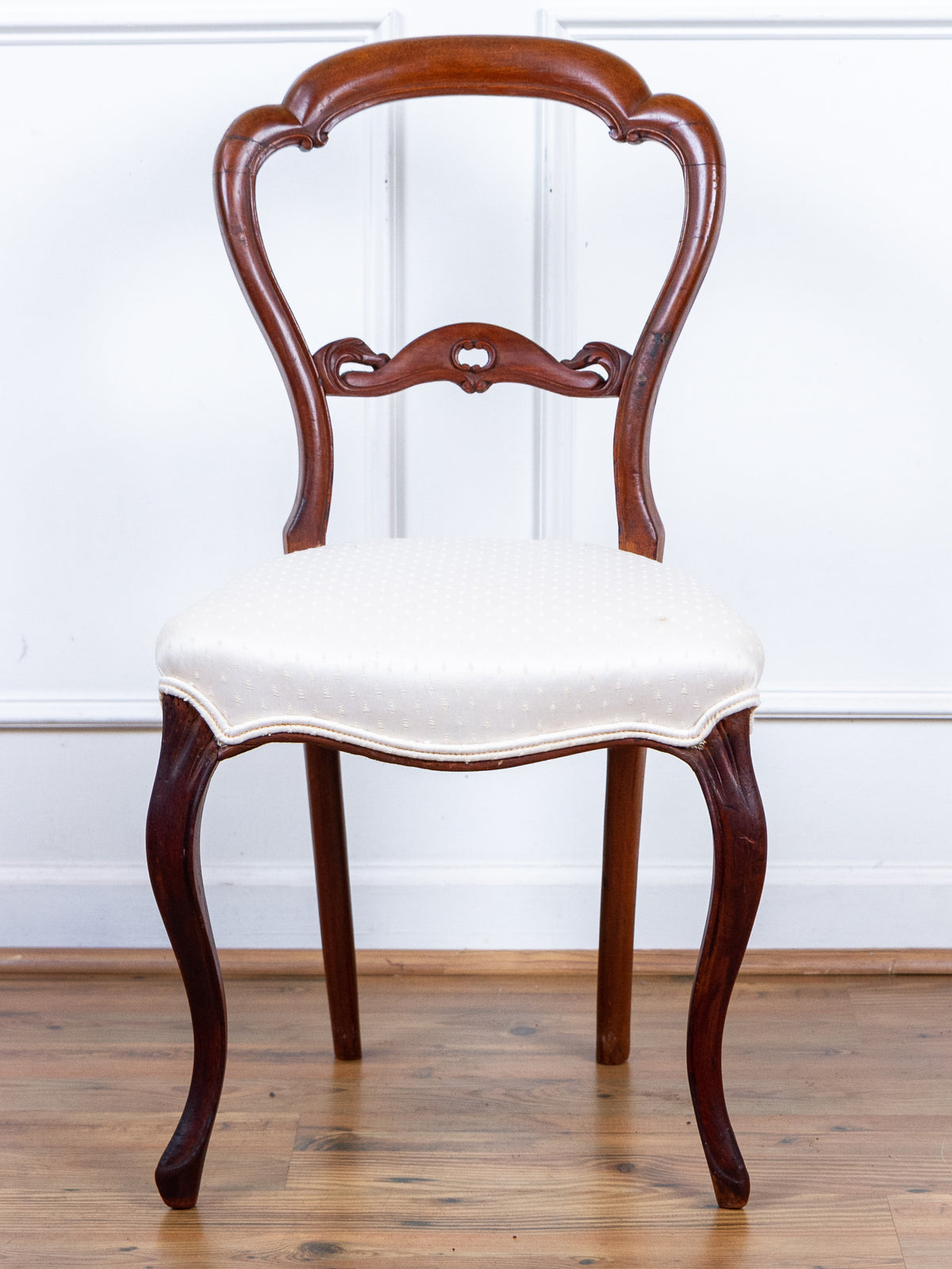 Late 19th Century Carved Mahogany Balloon Back Side Chair