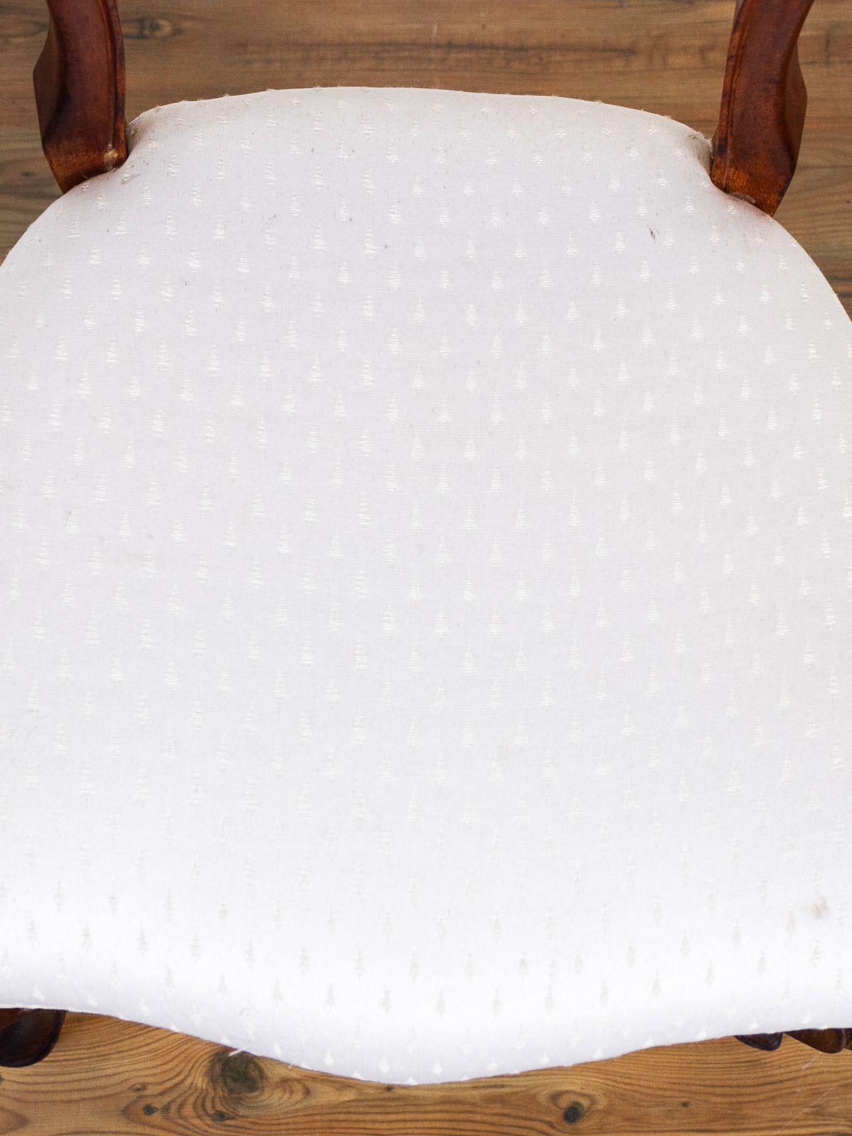 Late 19th Century Carved Mahogany Balloon Back Side Chair