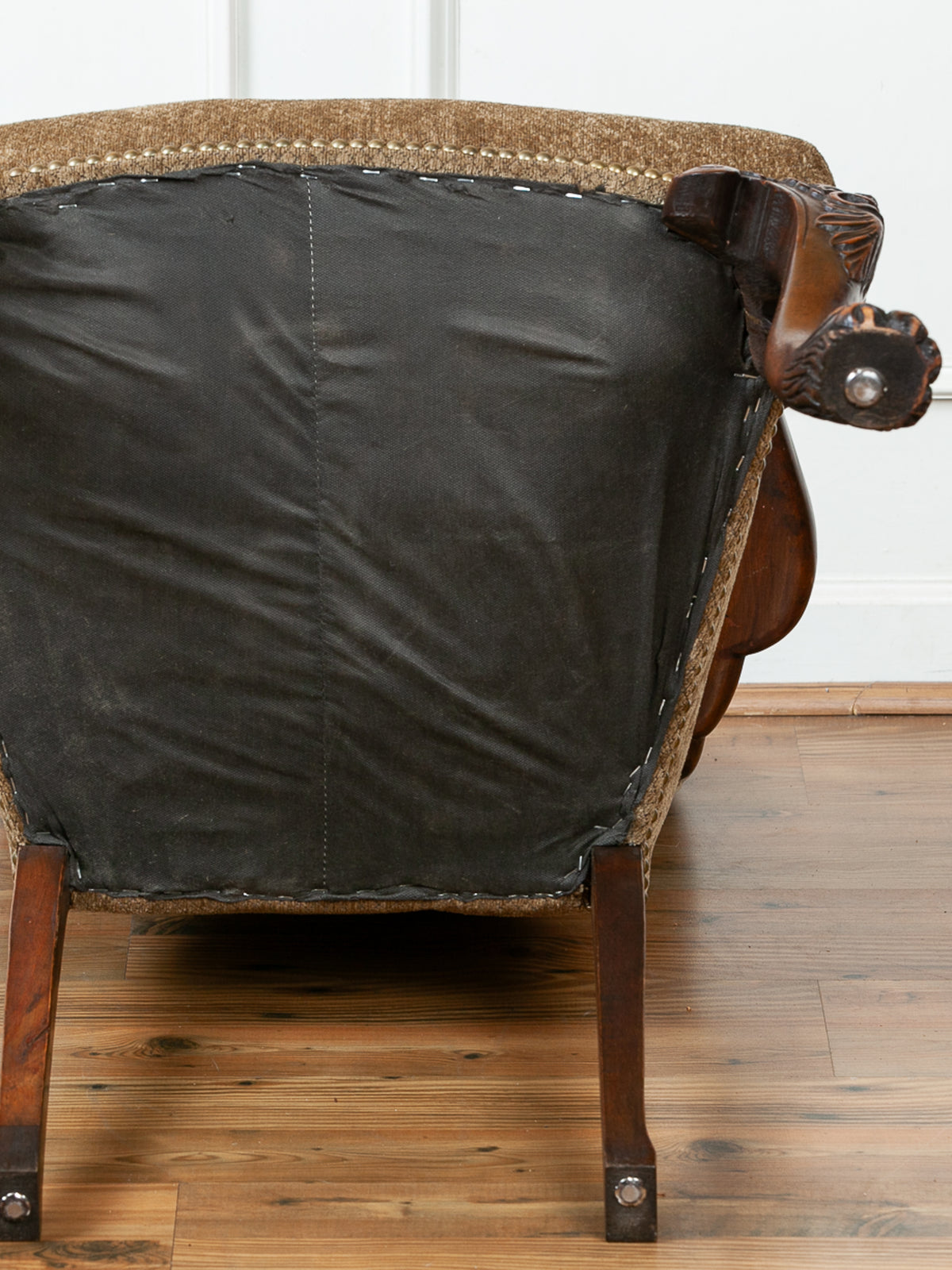 19th Century Victorian Carved Lion Head Armchair with Paw Feet & Shepherd's Crook Arms