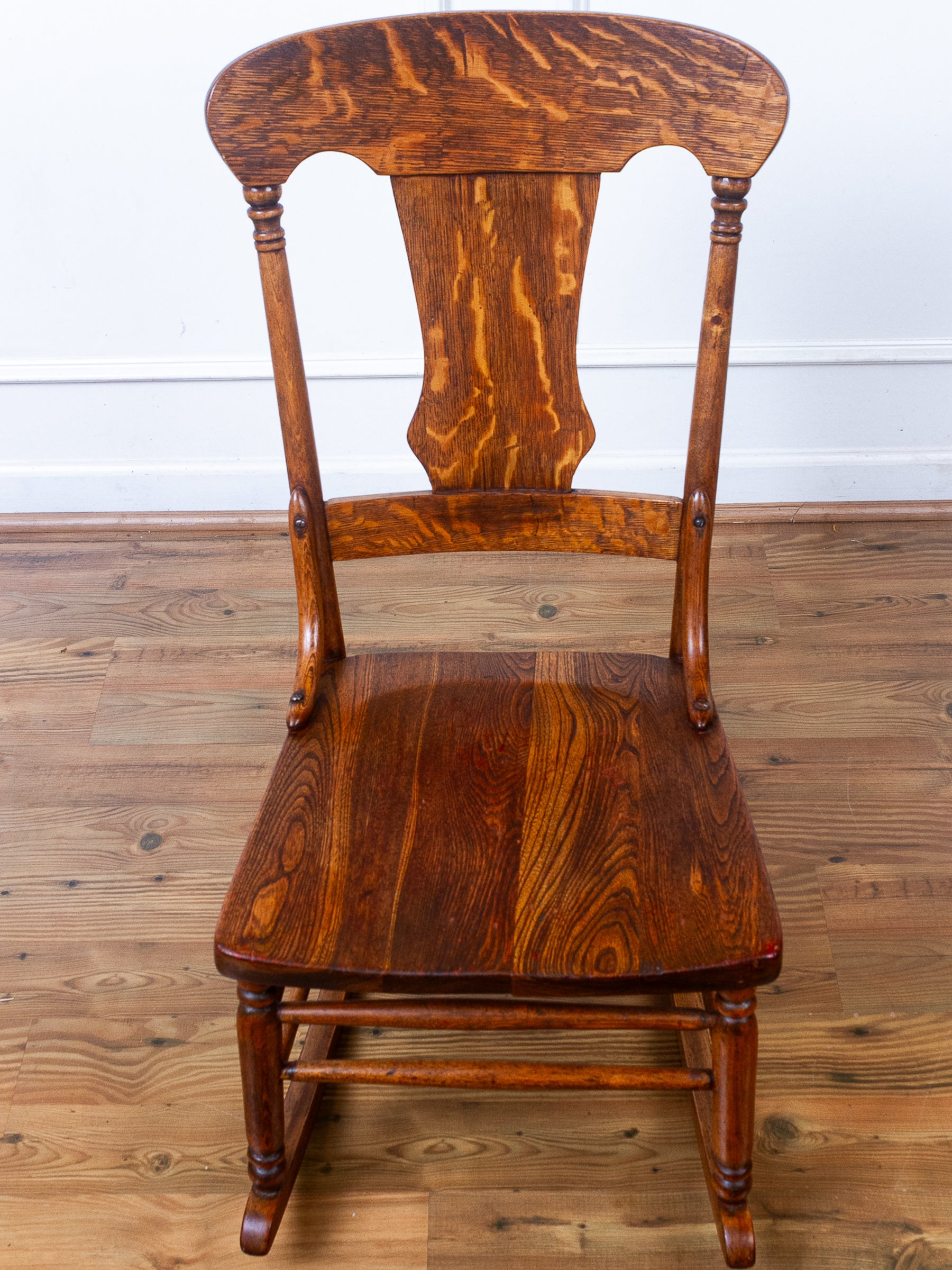 Early 20th Century American Tiger Oak Rocking Chair