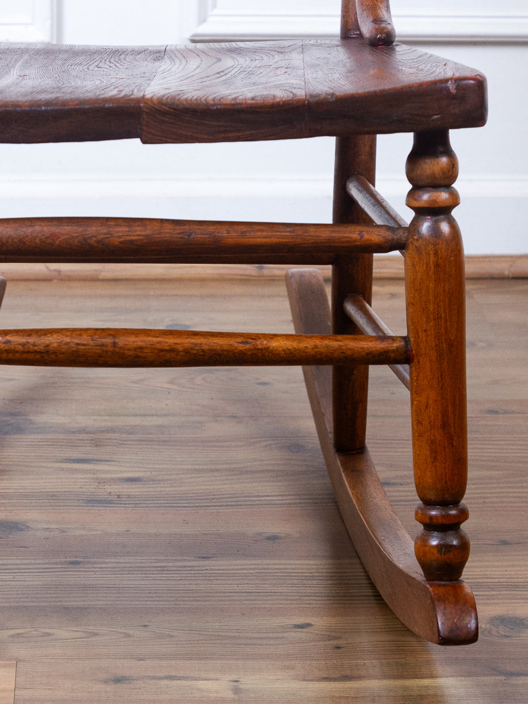 Early 20th Century American Tiger Oak Rocking Chair